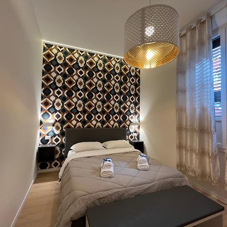 La Suite Deluxe Rooms & Apartments Bolonia Exterior foto